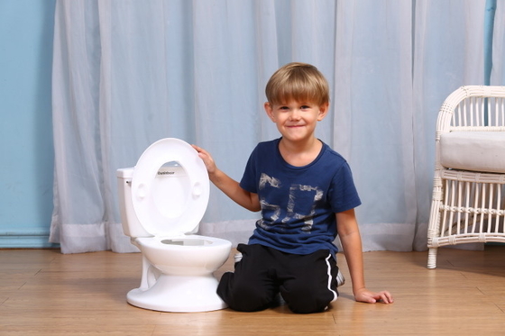 Ouninbear Wit Plastic Training Potty met handvatknop voor baby's