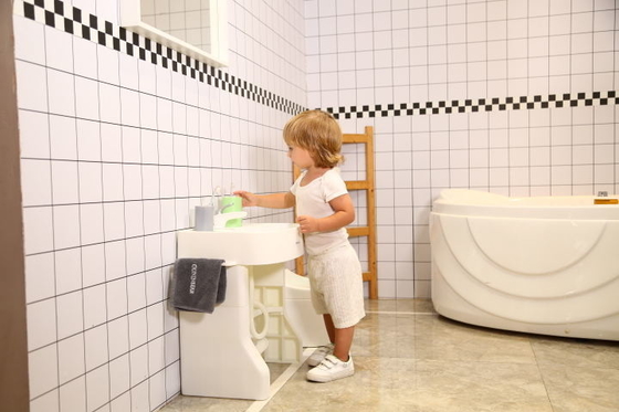 Plastic kinderwasbakstand EN71 gecertificeerd en handig voor thuis